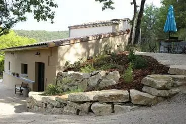 Vakantie-appartementen L Embellie, Maisonnette Tout Confort En Pleine Nature