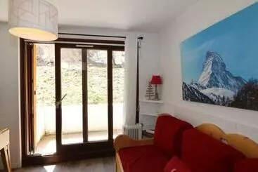 Appartements touristiques Studio Rénové Avec Balcon Aux Pieds Des Pistes, Wifi, Animaux Permis   Fr 1 502 415