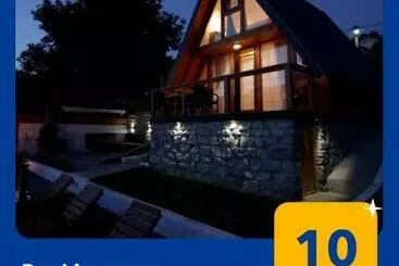 آپارتمانهای توریستها Apartmani Relax
