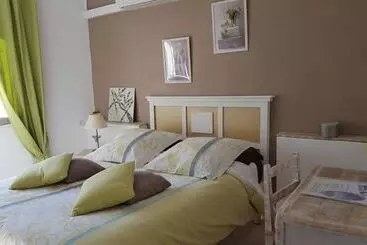 בית מלון כפרי Auberge Provençale