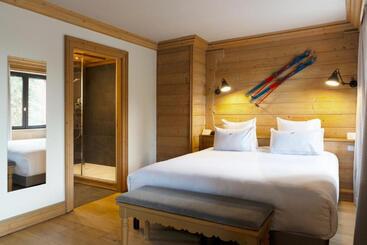 فندق Hôtel Restaurant Spa Les Jardins De Sophie