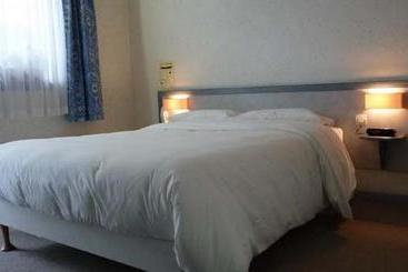 ホテル Hôtel Le Châtelain