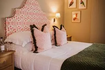 Hotel The Farmhouse At Redcoats