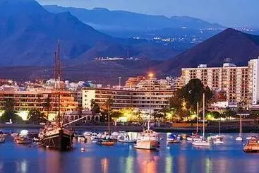 ツーリストアパートメント 2 Bedroom On Los Cristianos Beach