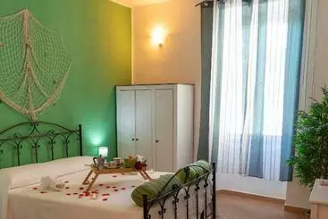 Turistihuoneistot Casa Domitilla Vista Mare   Spiagge, Storia & Relax Wifi   Netflix