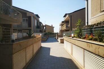 Apartamenty turystyczne Delizioso Appartamento Nel Cuore Castelli Romani