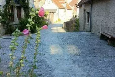 ツーリストアパートメント La Petite Maison Au Coeur Du Village