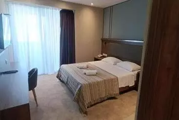 هتل Alliance Palace