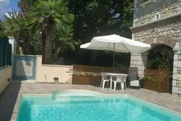 Turistihuoneistot Casale Esmeralda