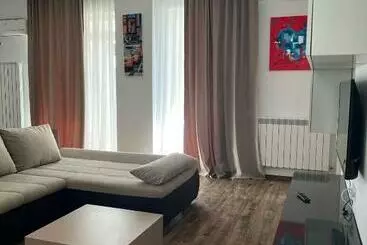 Turistihuoneistot Melany Apartament