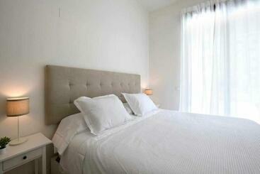 Apartamentos turísticos Mike House Alójate En El Corazón De Zaragoza