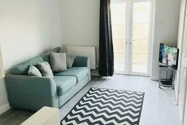 Turistihuoneistot Nidd House Apartment