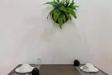 Pensión 1 Bedrooms Cozy Entire House Near Bangtao Beach Free Wifi