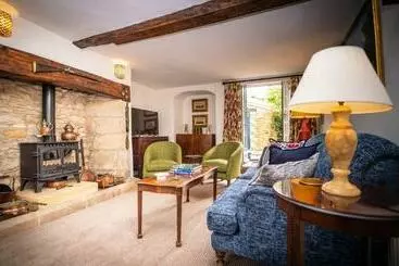 ツーリストアパートメント The Sherborne Cottage