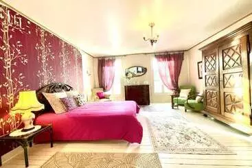 Bed and Breakfast Auberge La Maison B