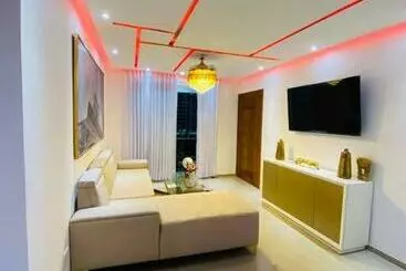ツーリストアパートメント Moderno Y Atractivo Apartamento
