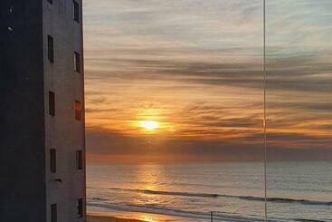 ツーリストアパートメント Apto Resort Cambuhy Frente Mar Até 6 Pessoas