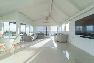 Vakantie-appartementen Orton Beach Views 200m To Beach & Restaurants