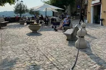 Aamiaismajoitus (B&B) Cleto: Un Paese Due Castelli