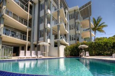 Rainbow Ocean Palms Resort