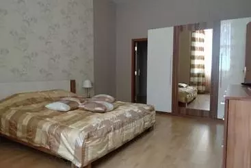 Turist apartmanları Tes Flora Apartments