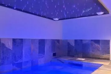 Ferienwohnungen Gites Spa Strasbourg   Villa Gorille   Spa Privé, Sauna, Borne D Arcade, Babyfoot