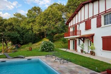 צימר Oihanaren Zola