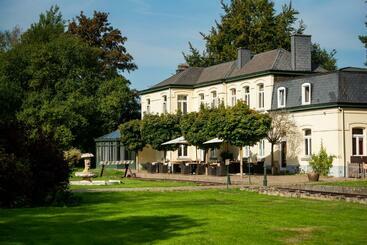 Отель L O De Source