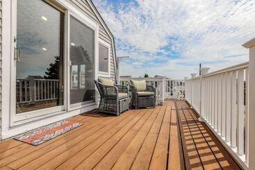 شقق خاصة سياحية Sea View Loft