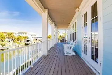 ツーリストアパートメント Blue Turtle Cottage