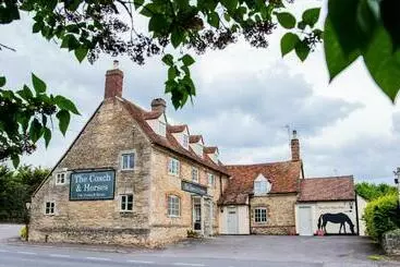 ホテル The Coach And Horses
