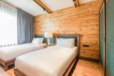 Hotelli Eco Village
