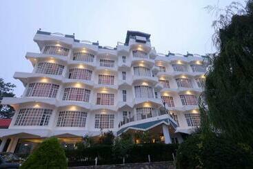 Hillcrest Resort By Dls Hotels
