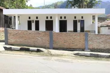 Majatalo Eja Guest House