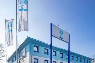 Отель T3 Budget Berlin Hennigsdorf