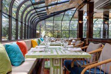 אתר נופש Chateau Merrimack Hotel & Spa