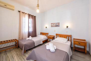 בית מלון כפרי Astoria Apartments