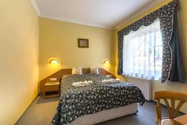 Hotelli Kikelet Club