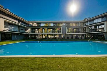 מלון דירות H55