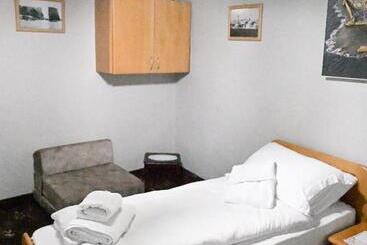 Aparthotel The German House