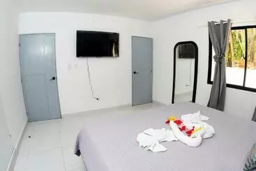 هتل آپارتمان Skylight Suites