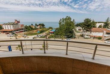 מלון דירות Ay Apart