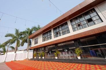 Hotell Mittal Garden