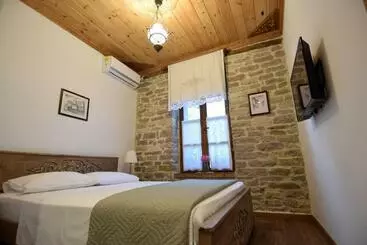 Otel 4 Rooms Gjirokastra