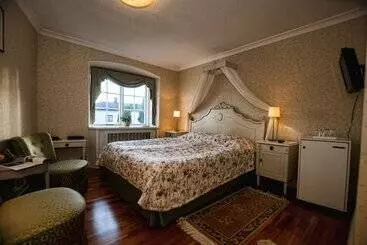 فندق Gimo Herrgård