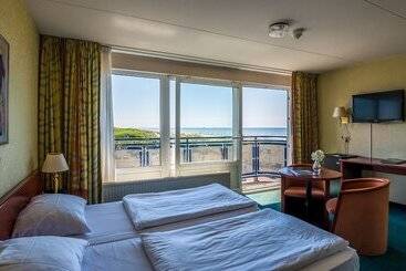 ホテル Prominent Inn