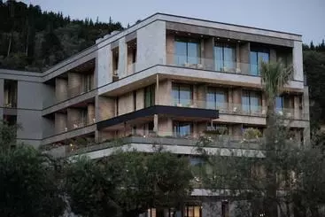 هتل Prado Luxury