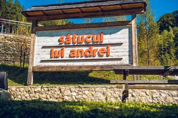 Resort Sătucul Lui Andrei