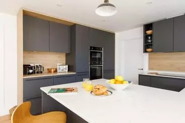 Turistihuoneistot Delightful Seaside Hideaway 5 Mins To Beach