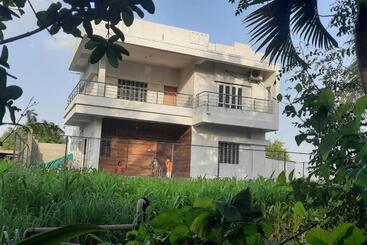 Ferienwohnungen Nisarg Farm Villa